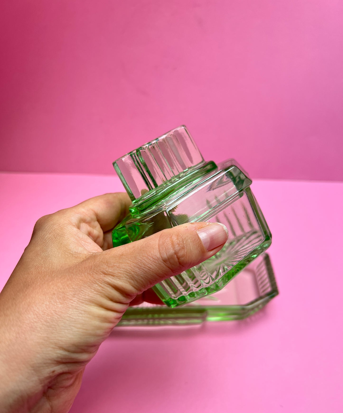 Antikes Vintage Schminktischset Perfumflasche Zerstäuber Puderdose Art Deco Buntglas Schale Depressionsglas