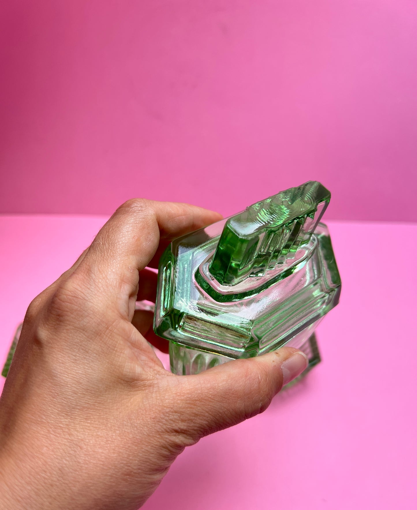 Antikes Vintage Schminktischset Perfumflasche Zerstäuber Puderdose Art Deco Buntglas Schale Depressionsglas