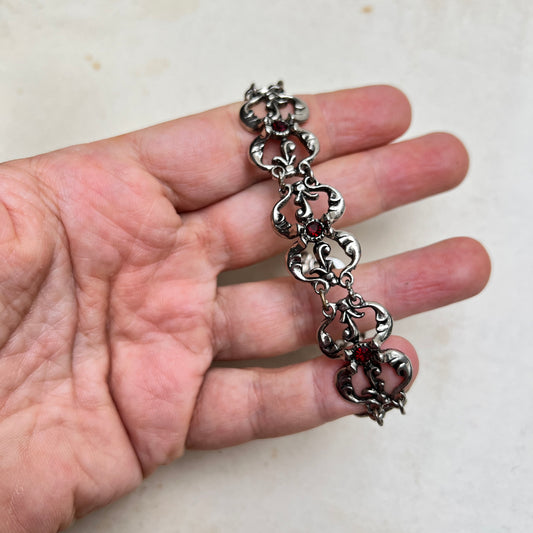 Vintage Baroque Revival Gliederarmband silber Armschmuck mit roten Glassteinen