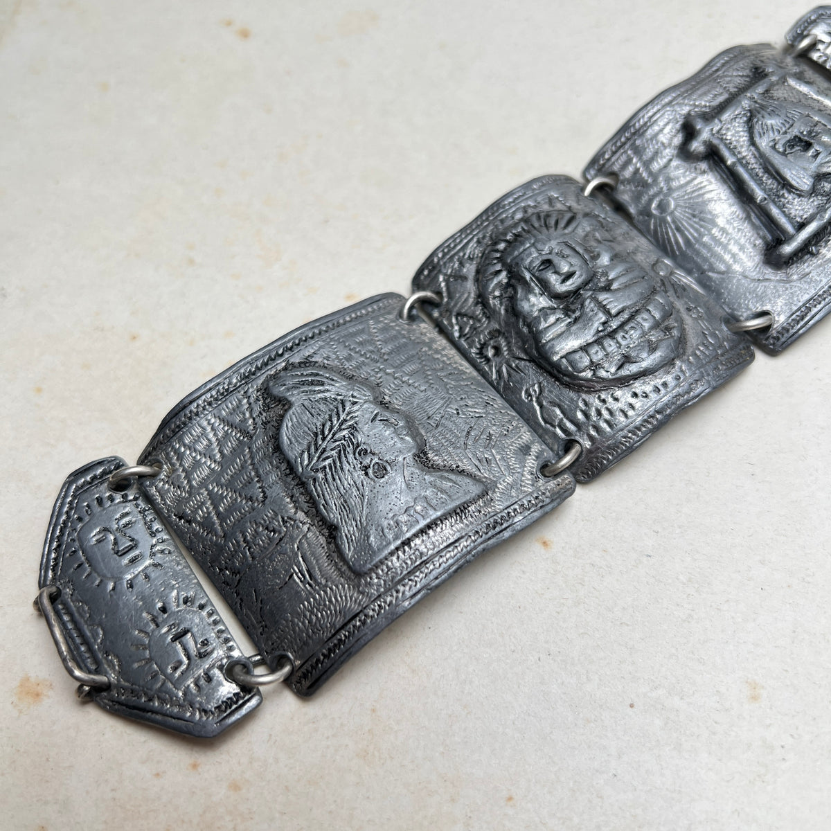 Vintage Panel Armband Zinn Peruanisch präkolumbianisch Ethno indigener Schmuck Südamerika