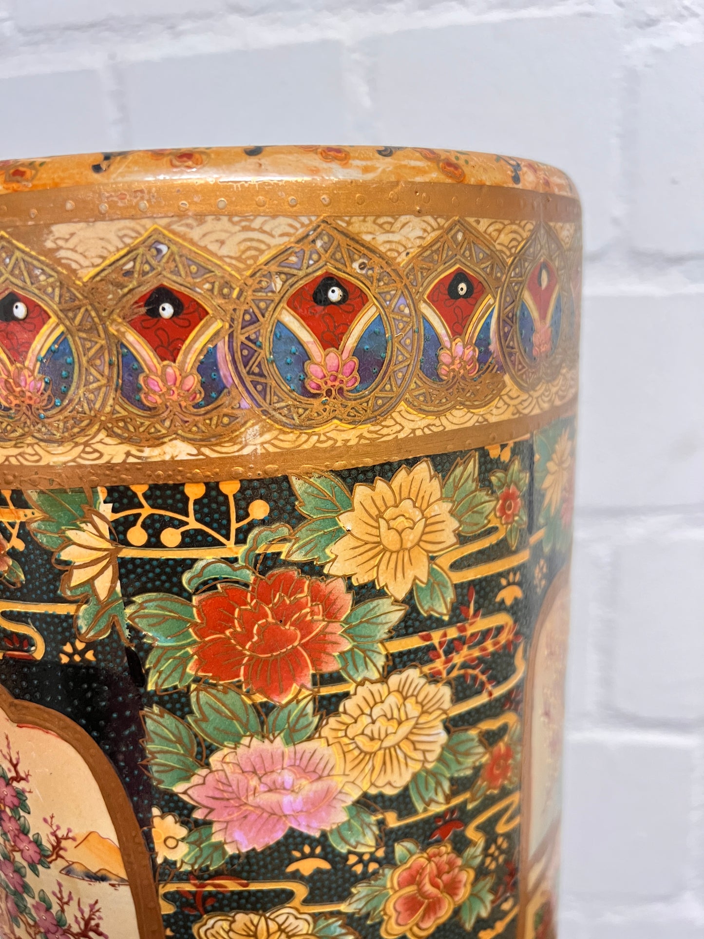 Große Vintage Satsuma Bodenvase Japan Handbemalt Pfauenmotiv Keramikvase 45 cm