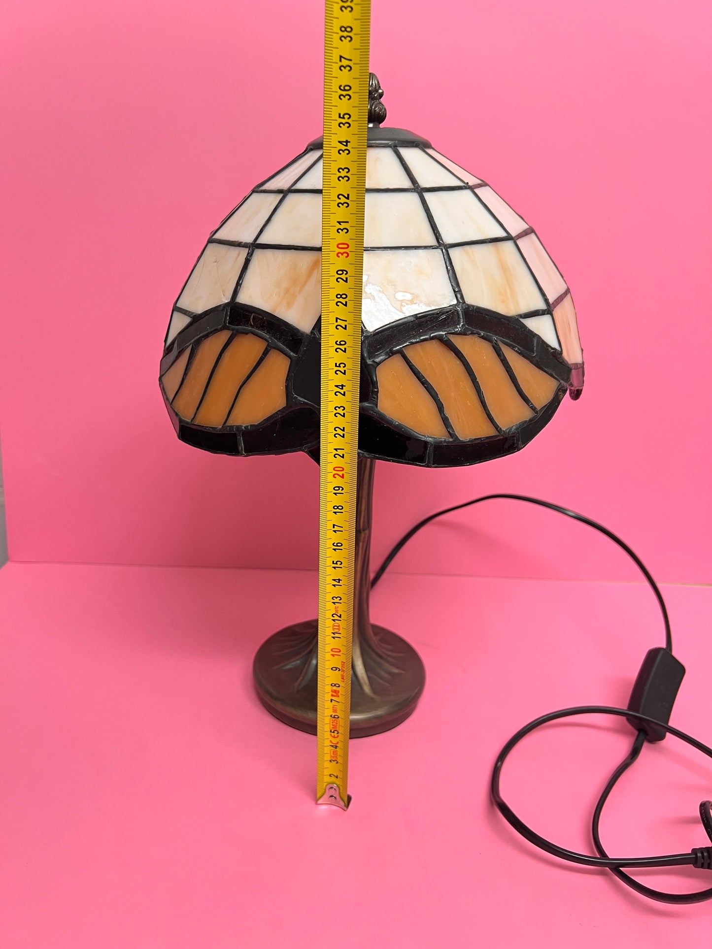 Vintage Tiffany Tischlampe Creme Bernstein | Tiffany Stil Lampe mit Bleiglas Schirm | Jugendstil Tischleuchte
